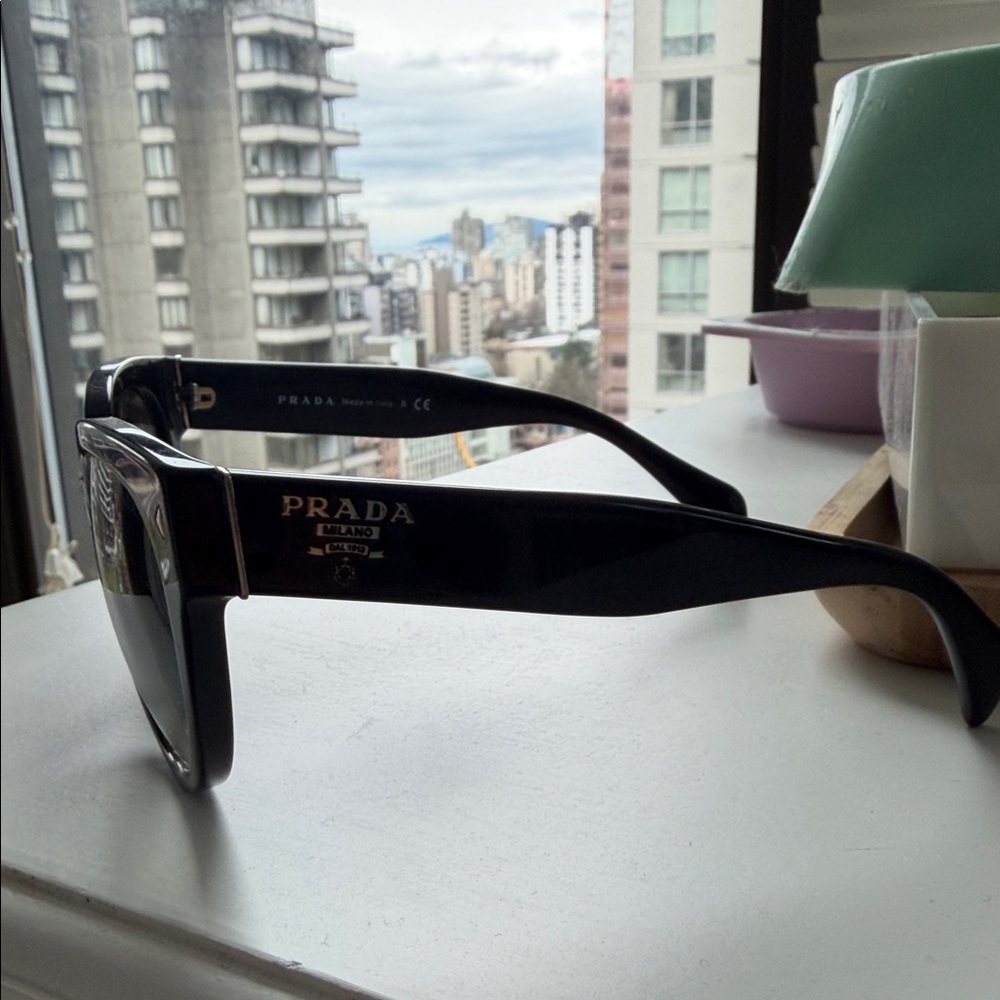 Authentic Prada Elegant Black Eyewear